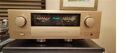 Amply Accuphase E370