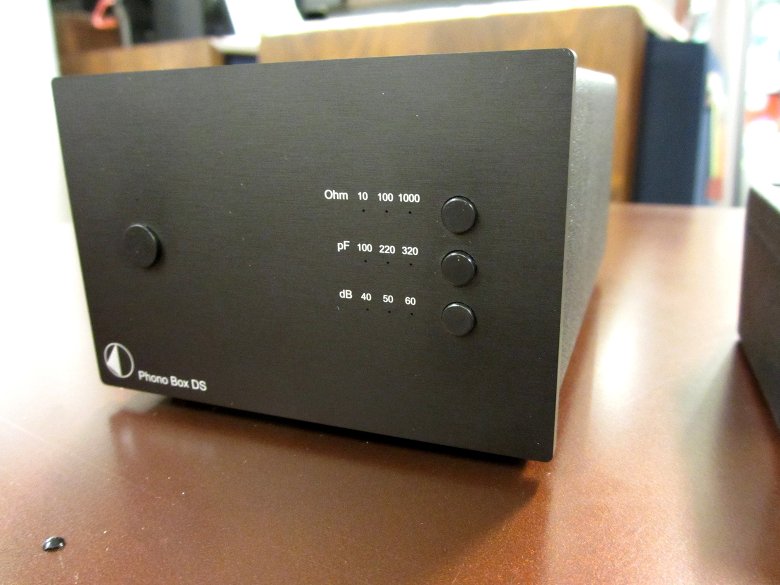 Pro-ject Phono Box DS