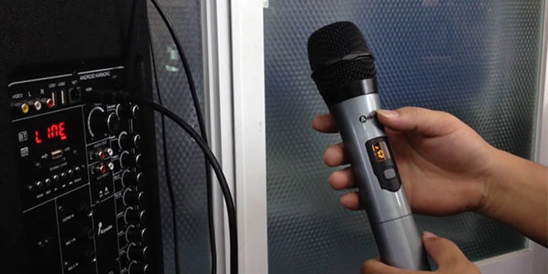 Các lưu ý khi chỉnh micro để tránh nặng âm