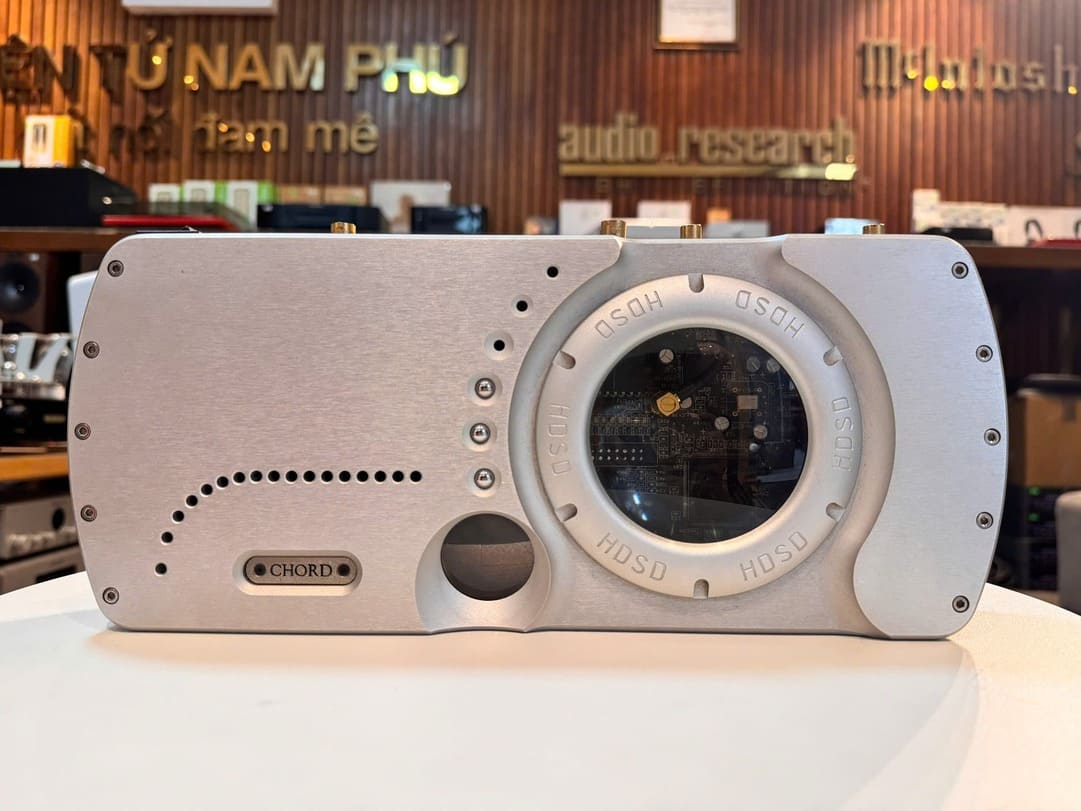 Tại sao đầu CD cho đĩa vào lại không quay?