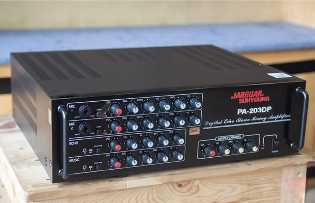 Cần hiểu gì về các thông số trên amply karaoke?